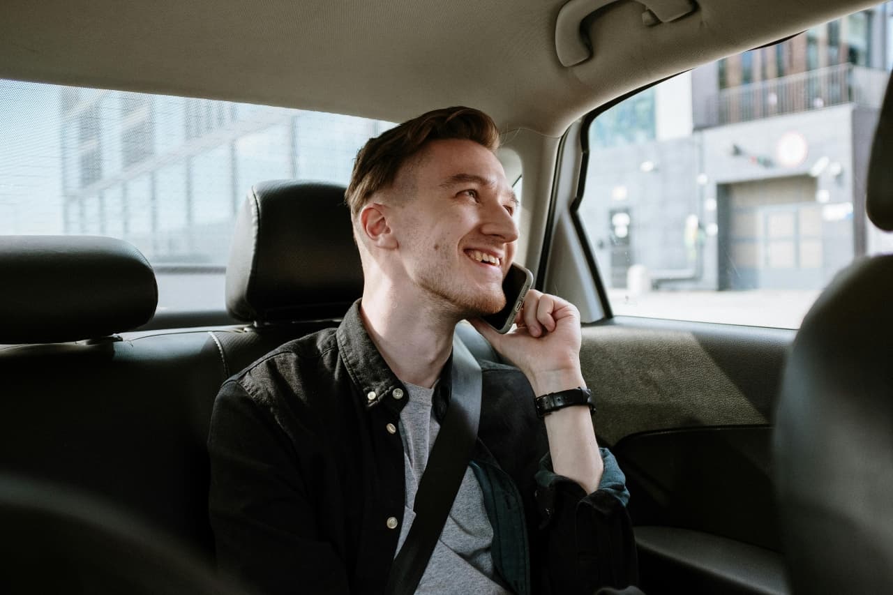 a man calling someone on the phone