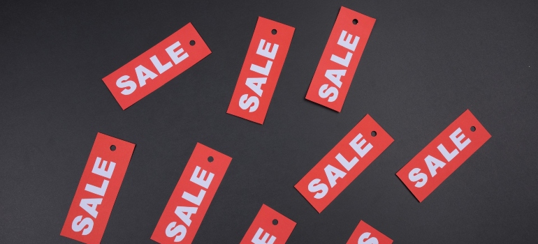 Price tags